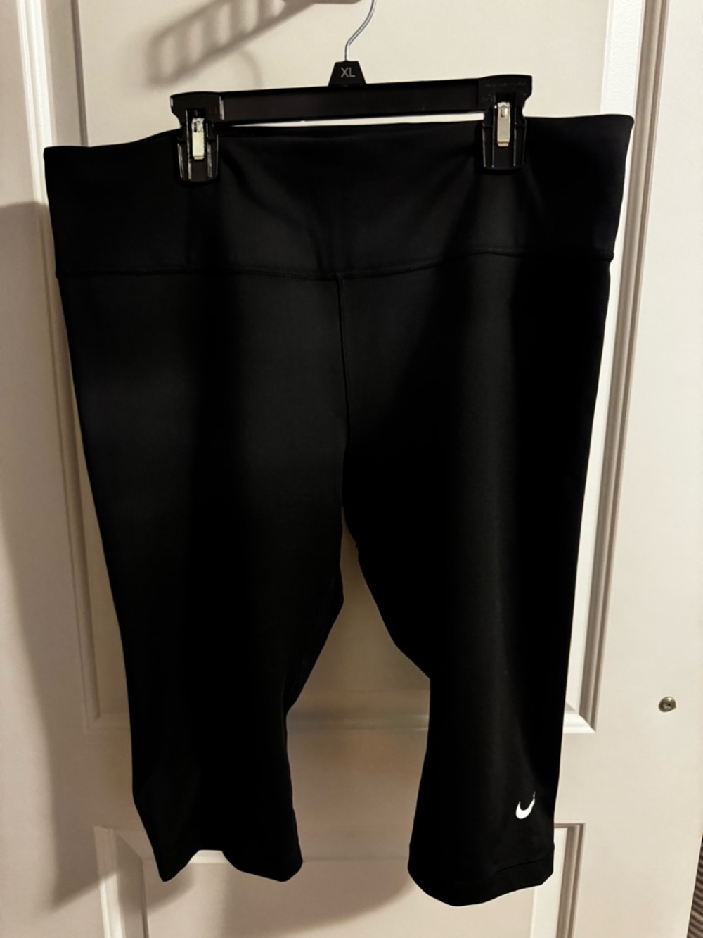 Nike Black Dri-FIT Active cropped Leggings